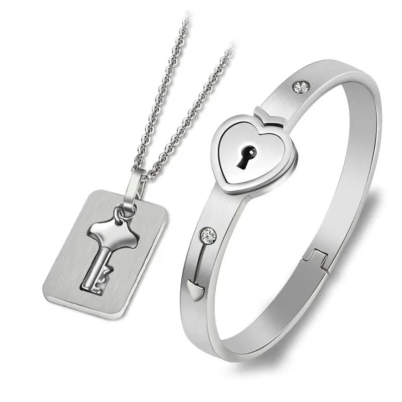 Love Lock & Key Bracelet Set