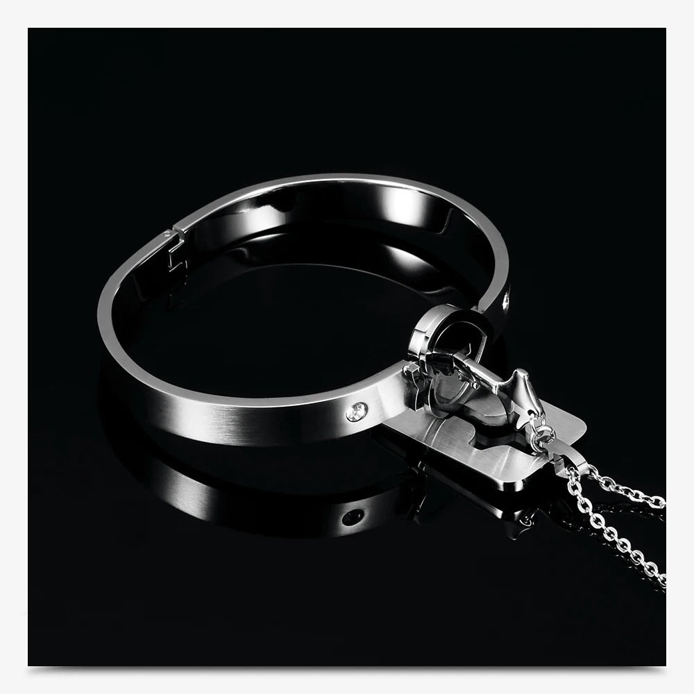 Love Lock & Key Bracelet Set